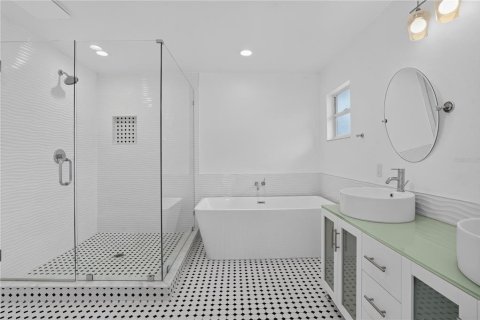 Casa en venta en Sarasota, Florida, 5 dormitorios, 309.83 m2 № 2400369 - foto 24