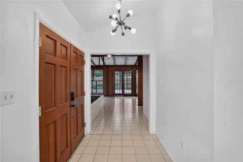 Casa en venta en Sarasota, Florida, 5 dormitorios, 309.83 m2 № 2400369 - foto 11