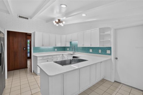 Casa en venta en Sarasota, Florida, 5 dormitorios, 309.83 m2 № 2400369 - foto 18