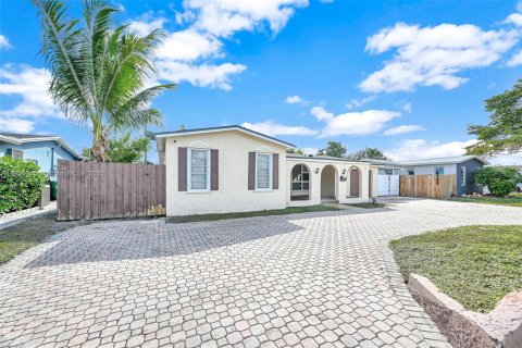 Купить виллу или дом в Купер-Сити, Флорида 4 спальни, 177.35м2, № 1970205 - фото 7