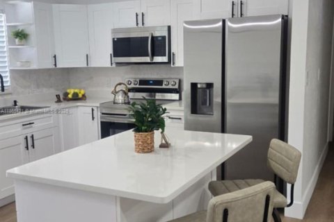 Casa en venta en Gainesville, Florida, 3 dormitorios, 108.14 m2 № 1897453 - foto 18