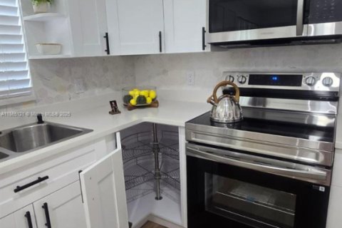 Casa en venta en Gainesville, Florida, 3 dormitorios, 108.14 m2 № 1897453 - foto 21