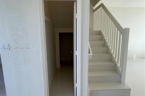 Купить таунхаус в Хайалиа, Флорида 3 спальни, 128.86м2, № 2003193 - фото 10