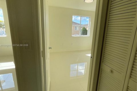 Купить таунхаус в Хайалиа, Флорида 3 спальни, 128.86м2, № 2003193 - фото 15