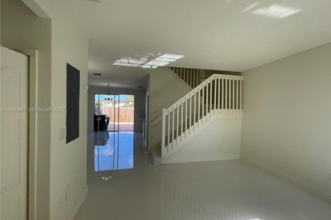 Купить таунхаус в Хайалиа, Флорида 3 спальни, 128.86м2, № 2003193 - фото 3