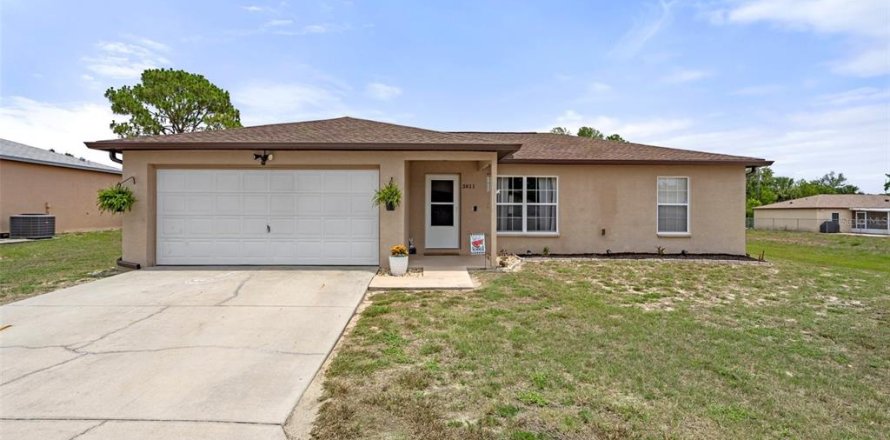House in Homosassa, Florida 3 bedrooms, 107.12 sq.m. № 1773921