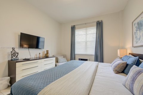 Copropriété à vendre à Miami Beach, Floride: 1 chambre, 40.23 m2 № 2435225 - photo 16
