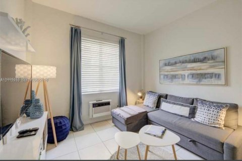 Copropriété à vendre à Miami Beach, Floride: 1 chambre, 40.23 m2 № 2435225 - photo 4