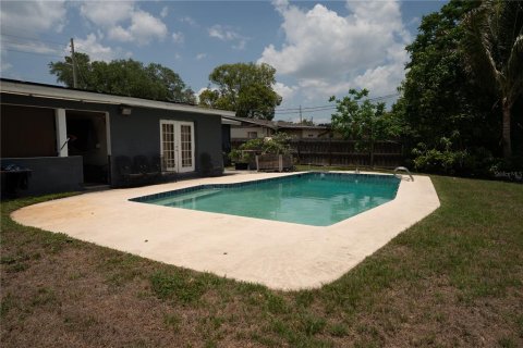 House in Orlando, Florida 3 bedrooms, 136.01 sq.m. № 1755597 - photo 28