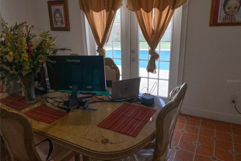 House in Orlando, Florida 3 bedrooms, 136.01 sq.m. № 1755597 - photo 8