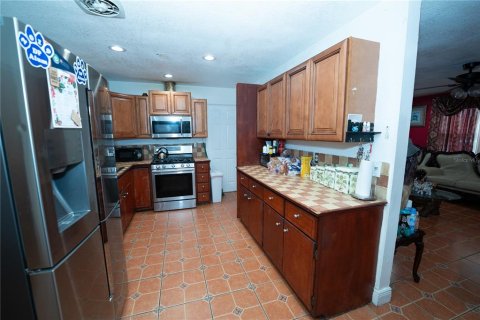 House in Orlando, Florida 3 bedrooms, 136.01 sq.m. № 1755597 - photo 20