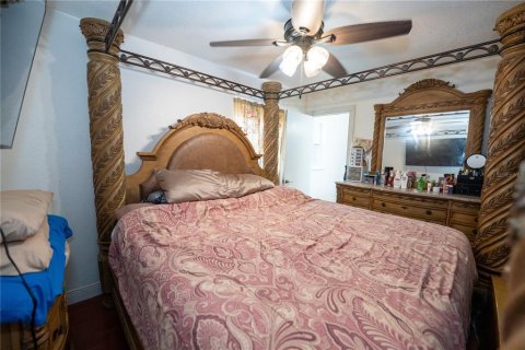 House in Orlando, Florida 3 bedrooms, 136.01 sq.m. № 1755597 - photo 25