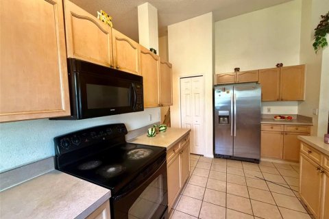 House in Kissimmee, Florida 3 bedrooms, 158.31 sq.m. № 2210407 - photo 14