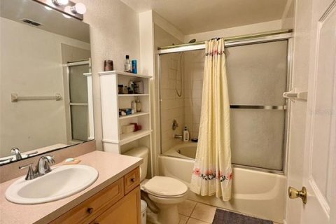 House in Kissimmee, Florida 3 bedrooms, 158.31 sq.m. № 2210407 - photo 26