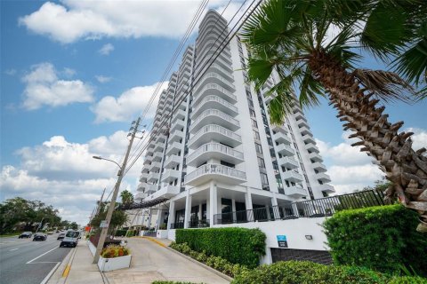 Condo in Orlando, Florida, 2 bedrooms  № 2391440
