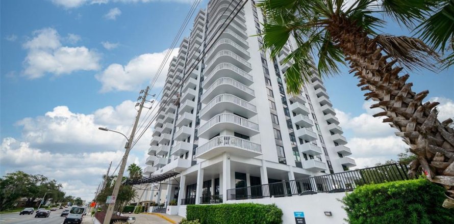 Condo in Orlando, Florida, 2 bedrooms  № 2391440