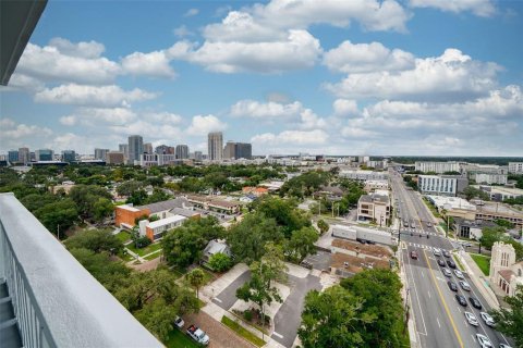 Condo in Orlando, Florida, 2 bedrooms  № 2391440 - photo 24