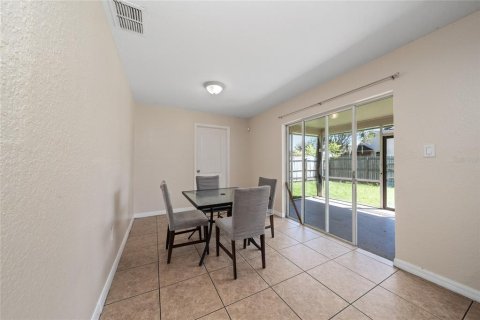 Appartement à louer à Kissimmee, Floride: 3 chambres, 224.64 m2 № 2388991 - photo 11