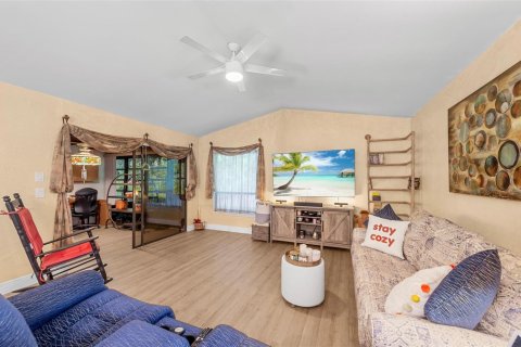 Apartment in Hobe Sound, Florida 2 bedrooms, 121.61 sq.m. № 2263249 - photo 21