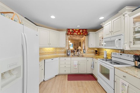 Apartment in Hobe Sound, Florida 2 bedrooms, 121.61 sq.m. № 2263249 - photo 5