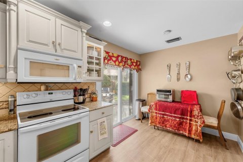 Apartment in Hobe Sound, Florida 2 bedrooms, 121.61 sq.m. № 2263249 - photo 9
