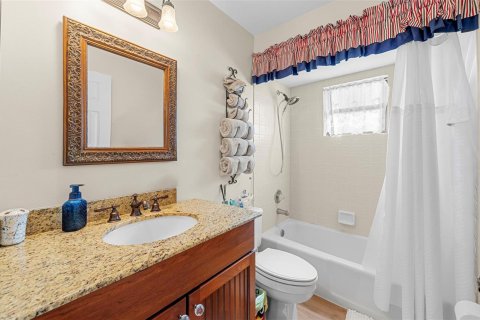 Apartment in Hobe Sound, Florida 2 bedrooms, 121.61 sq.m. № 2263249 - photo 13