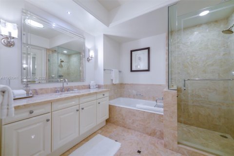 Copropriété à vendre à Miami, Floride: 1 chambre, 91.32 m2 № 2180756 - photo 12