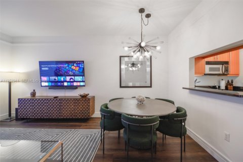 Copropriété à vendre à Miami, Floride: 1 chambre, 91.32 m2 № 2180756 - photo 7