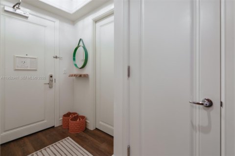 Copropriété à vendre à Miami, Floride: 1 chambre, 91.32 m2 № 2180756 - photo 18