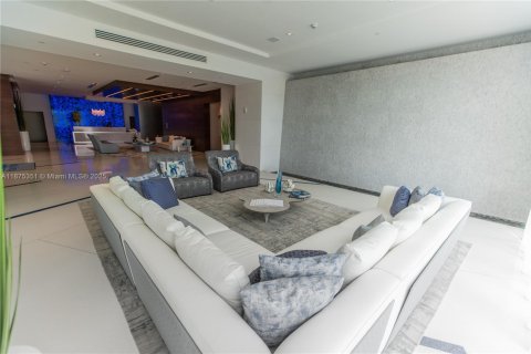 Condo in Sunny Isles Beach, Florida, 3 bedrooms  № 1923707 - photo 8