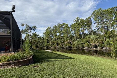Villa ou maison à vendre à North Port, Floride: 3 chambres, 157.19 m2 № 1916042 - photo 2