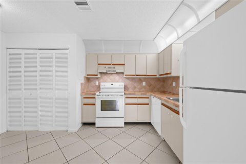 Купить кондоминиум в Санрайз, Флорида 3 комнаты, 110.09м2, № 2186885 - фото 4