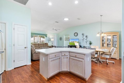 Casa en venta en The Villages, Florida, 3 dormitorios, 129.32 m2 № 1902674 - foto 11