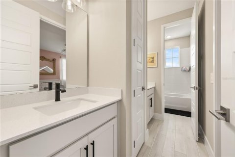 Villa ou maison à vendre à Winter Garden, Floride: 4 chambres, 318.1 m2 № 2405376 - photo 30