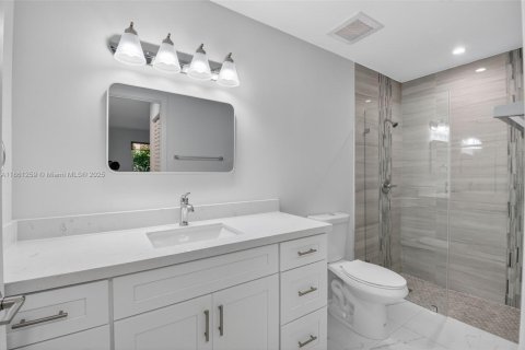 House in Boca Raton, Florida 2 bedrooms, 96.99 sq.m. № 1892193 - photo 20