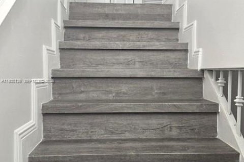 Adosado en venta en Fort Lauderdale, Florida, 2 dormitorios, 116.13 m2 № 1988925 - foto 14