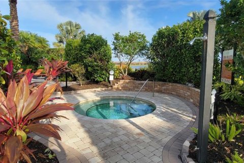 Copropriété à louer à Lakewood Ranch, Floride: 2 chambres, 141.95 m2 № 1723177 - photo 20