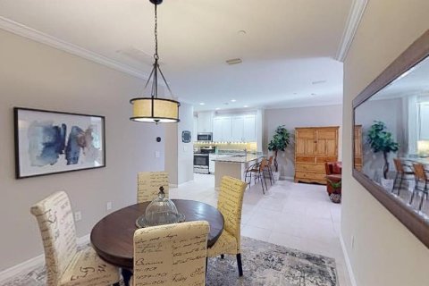 Copropriété à louer à Lakewood Ranch, Floride: 2 chambres, 141.95 m2 № 1723177 - photo 4