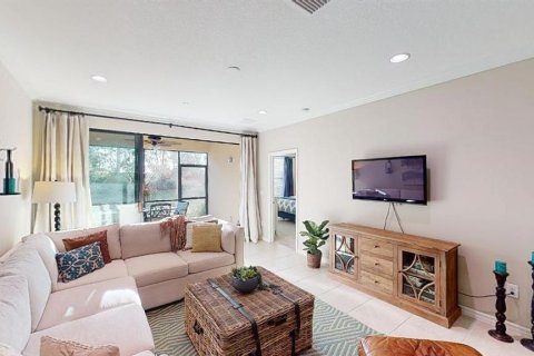 Copropriété à louer à Lakewood Ranch, Floride: 2 chambres, 141.95 m2 № 1723177 - photo 6