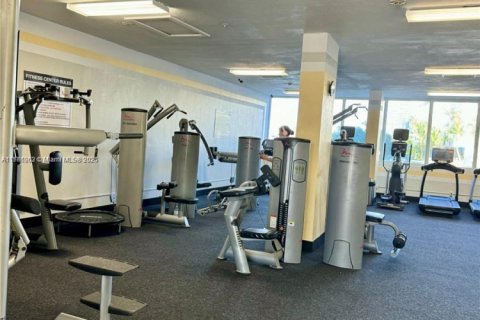 Copropriété à vendre à Sunny Isles Beach, Floride: 1 chambre, 65.5 m2 № 1959333 - photo 25