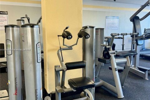 Copropriété à vendre à Sunny Isles Beach, Floride: 1 chambre, 65.5 m2 № 1959333 - photo 24