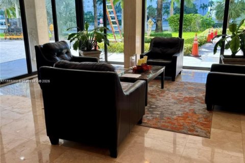 Copropriété à vendre à Sunny Isles Beach, Floride: 1 chambre, 65.5 m2 № 1959333 - photo 30