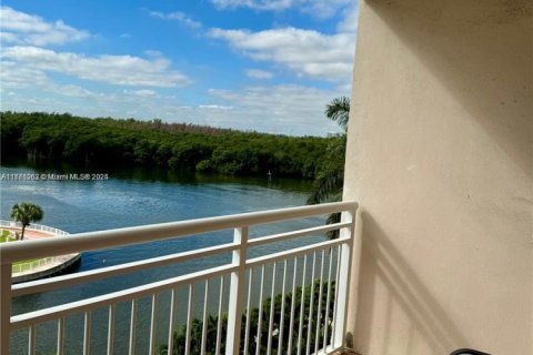 Copropriété à vendre à Sunny Isles Beach, Floride: 1 chambre, 65.5 m2 № 1959333 - photo 4