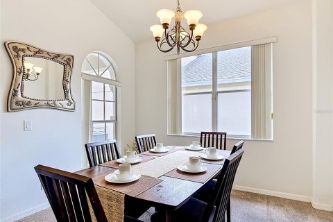 Casa en venta en Davenport, Florida, 5 dormitorios, 263.1 m2 № 2204423 - foto 5