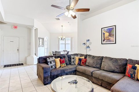 Casa en venta en Davenport, Florida, 5 dormitorios, 263.1 m2 № 2204423 - foto 7