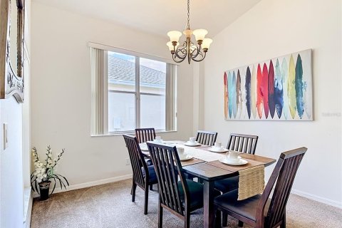 Casa en venta en Davenport, Florida, 5 dormitorios, 263.1 m2 № 2204423 - foto 4