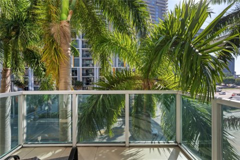 Condo in Miami, Florida, 1 bedroom № 1925939 - photo 9