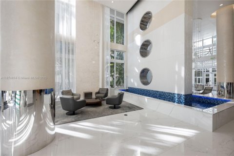 Condo in Miami, Florida, 1 bedroom № 1925939 - photo 21