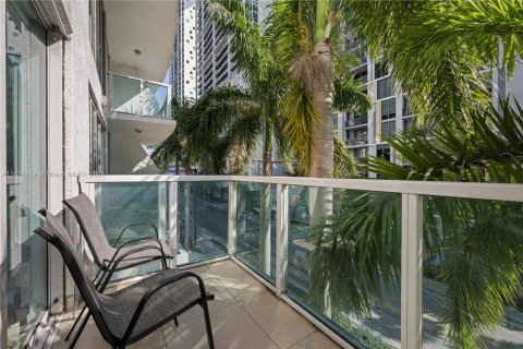 Condo in Miami, Florida, 1 bedroom № 1925939 - photo 7
