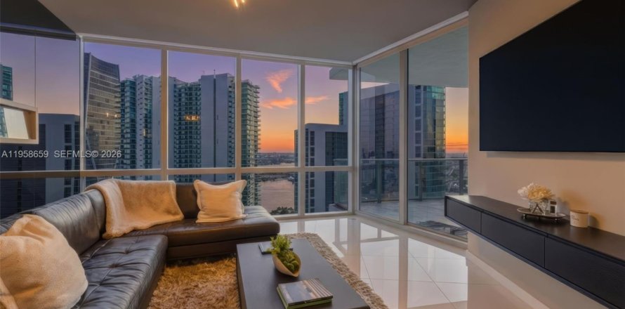 Condo in Miami, Florida, 2 bedrooms  № 2087736